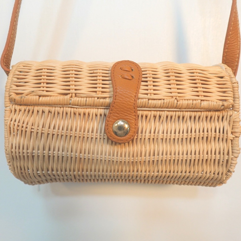 New Wicker Rattan Basket Purse Woven Boho Crossbody Bag Hinge Snap Closure